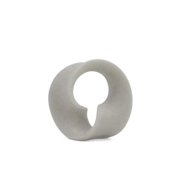 CURVED SCUPTURE IN WHITE RESIN 